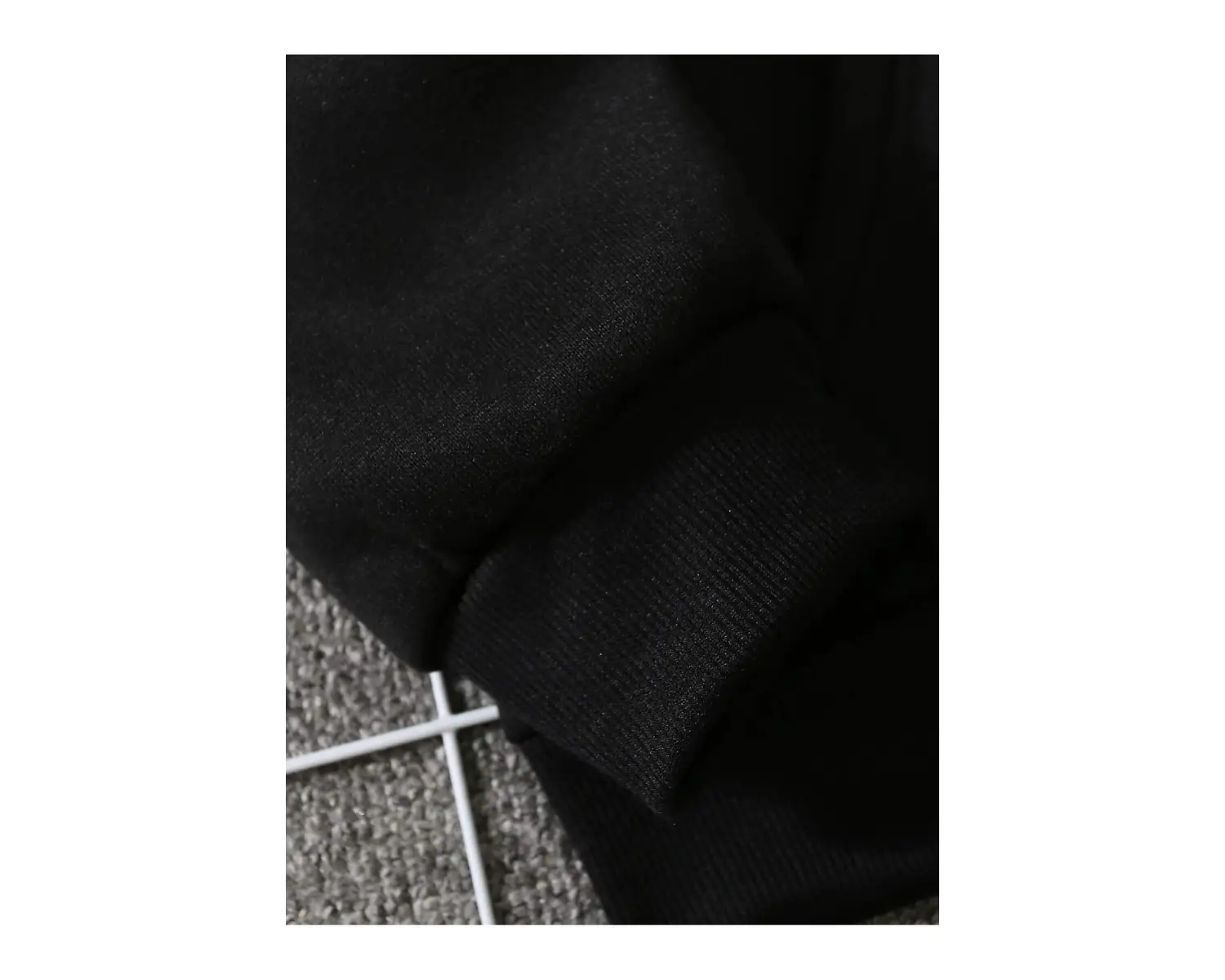 Graphic Print Kangaroo Pocket Drawstring Hoodie Siyah