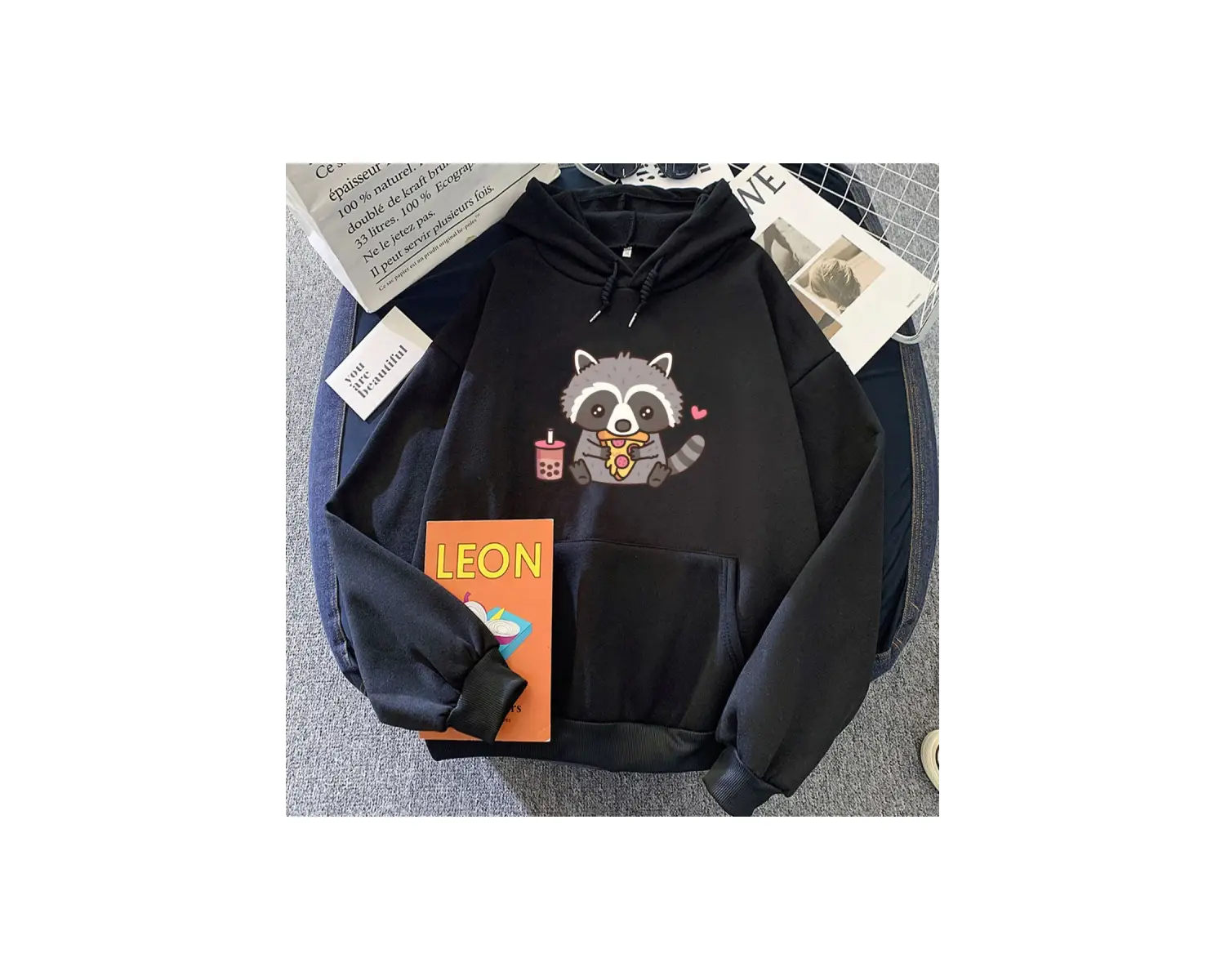 Gri Sevimli Rakun Yeme Kabarcık Süt Çay ve Pizza Hoodies Kawaii Karikatür