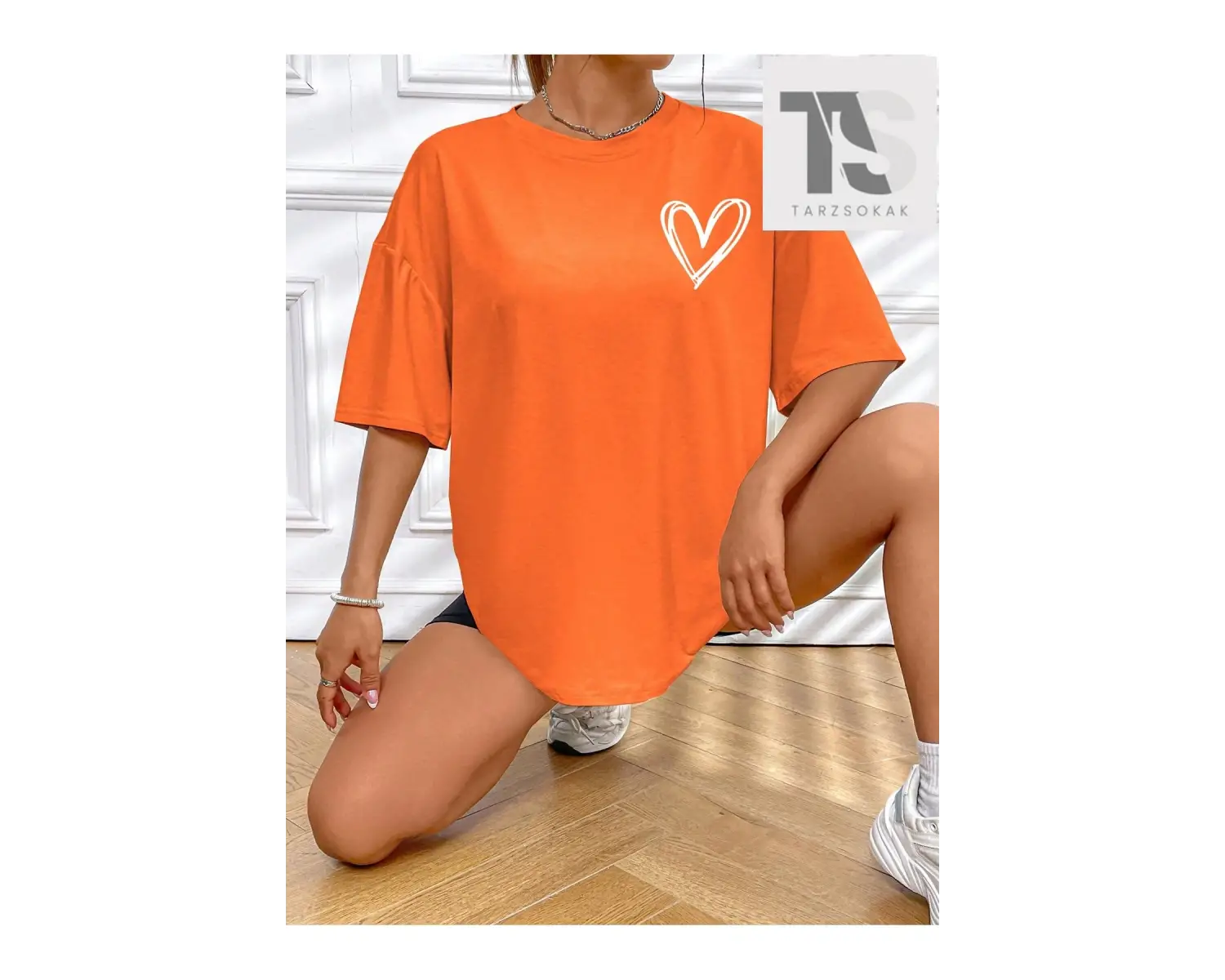 Harfli Grafik Düşük Omuz Oversize Tişört