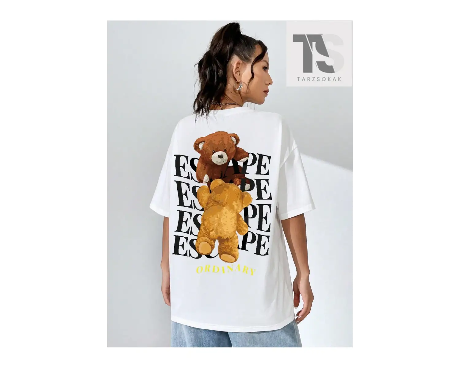 Harfli Grafik Düşük Omuz Oversize Tişört