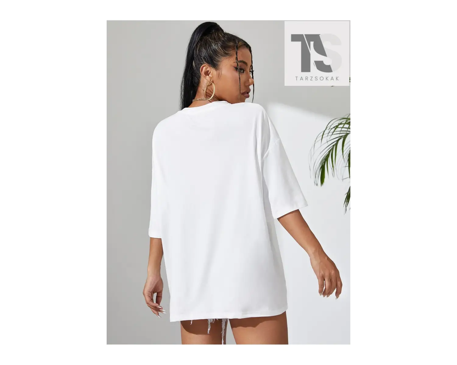 Harfli Grafik Düşük Omuz Oversize Tişört