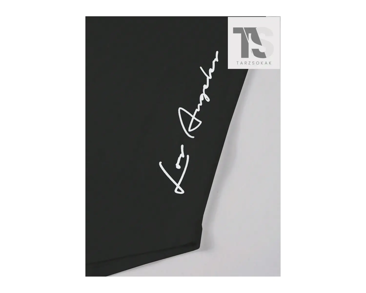 Homme Erkek Mektup Grafik Kavisli Etek Tişört