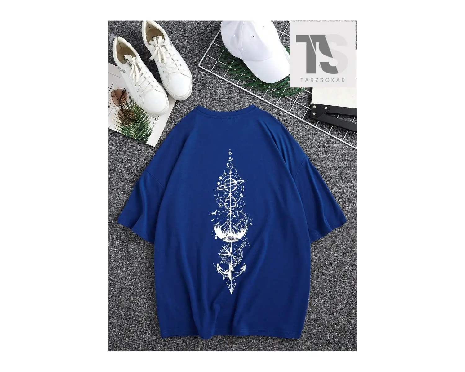 Homme Erkek Taç ve Harf Grafikli Tişört