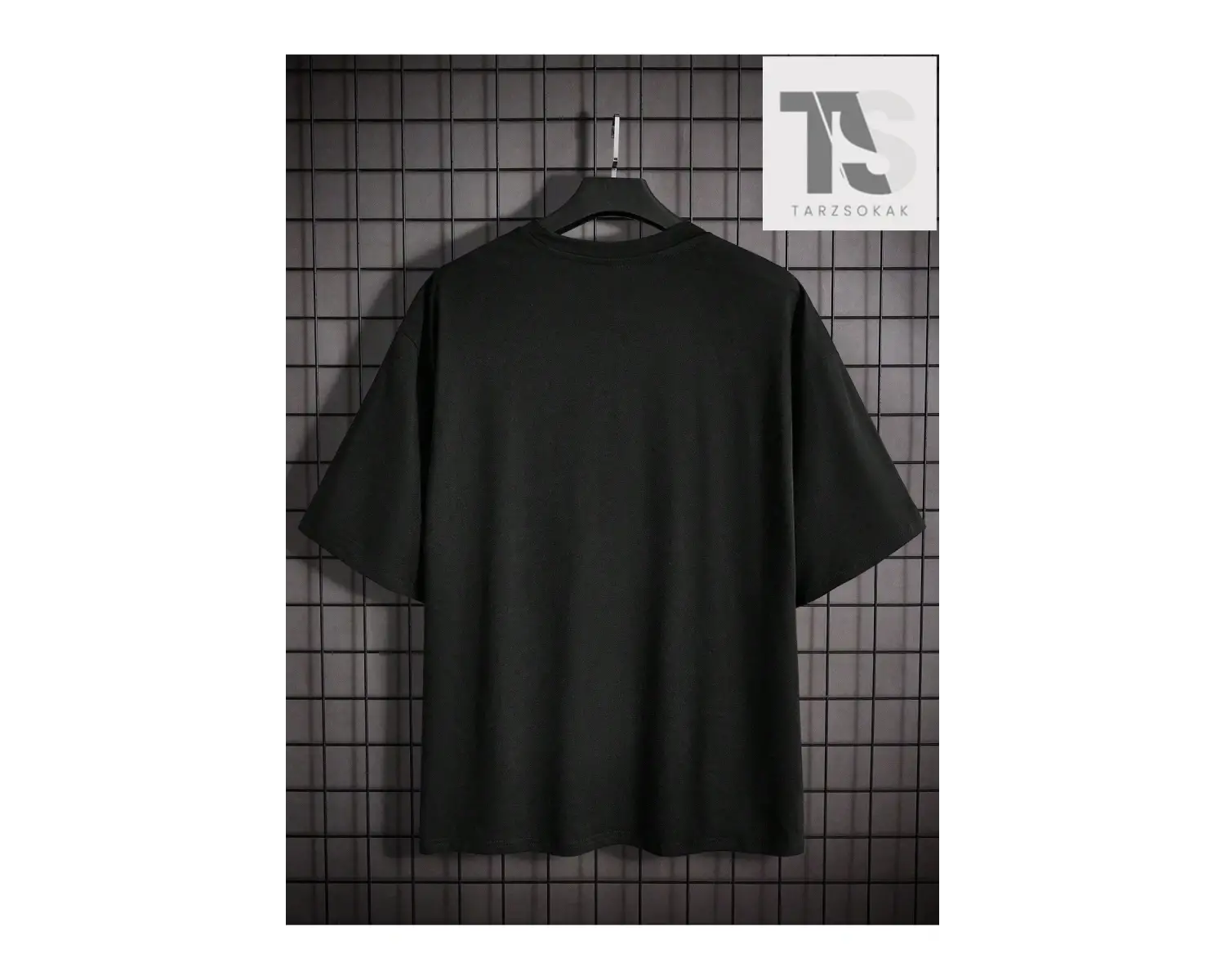 Hypemode Erkek Karikatür Yüz Yuvarlak Yaka Damla Omuz Kol Tişört