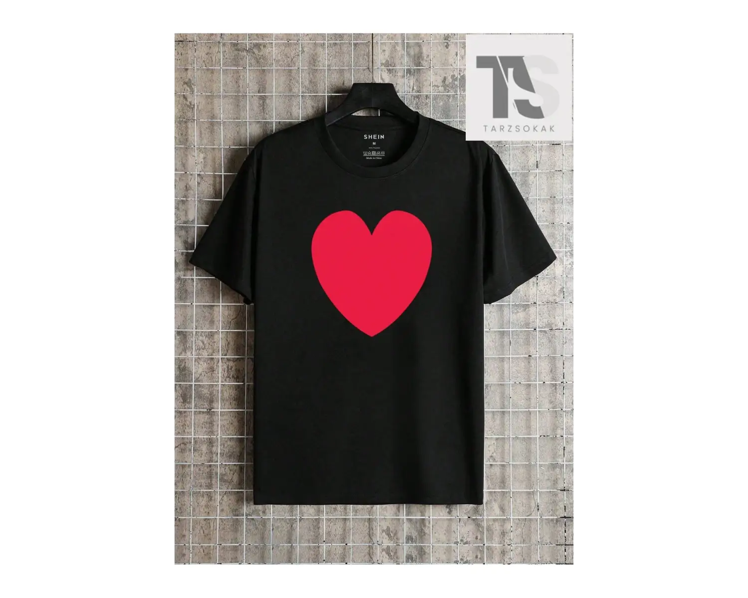 Hypemode Kalp Baskılı Erkek Tişört