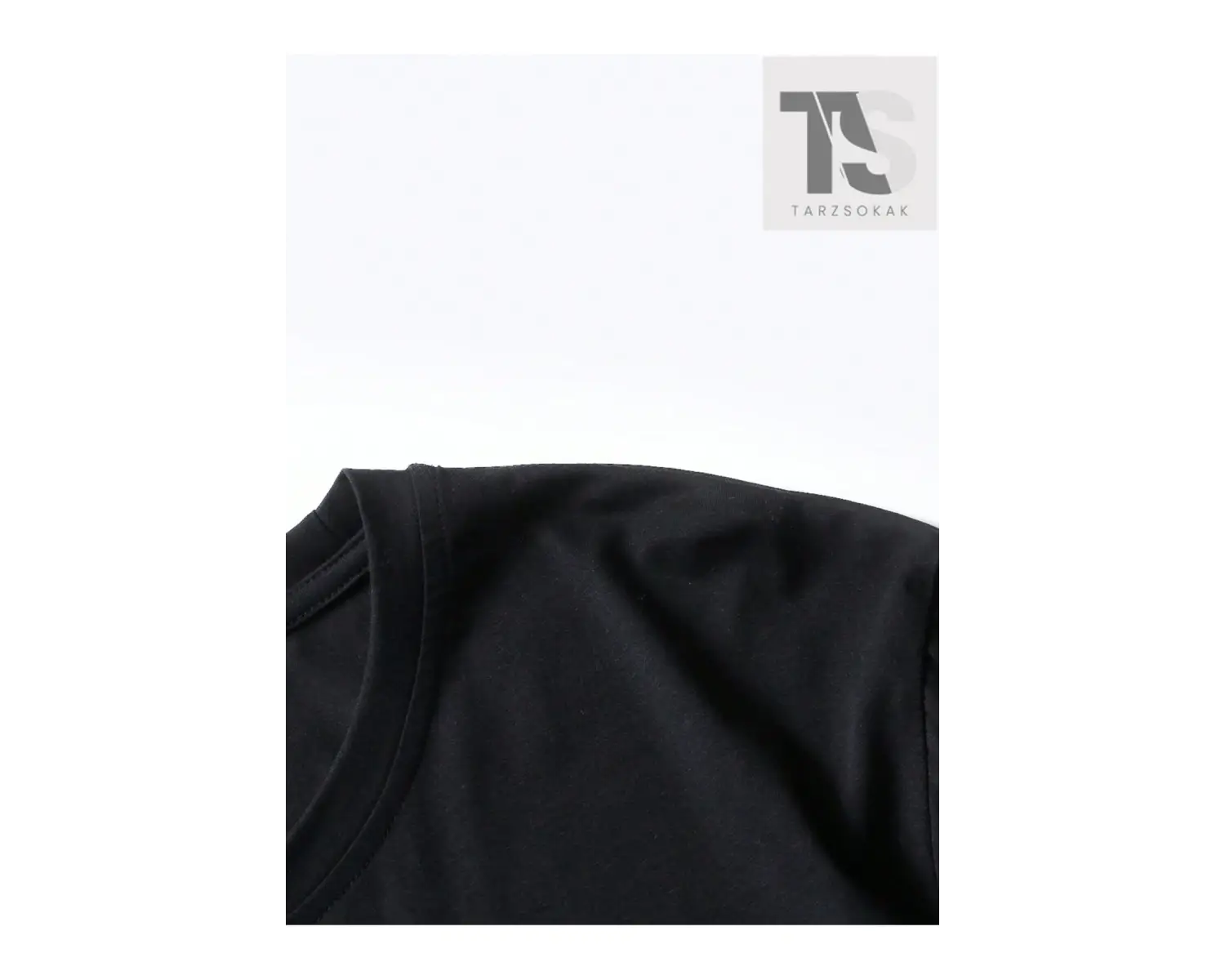 Japon Çizgi Film Karakterleri Desenli Yuvarlak Yaka Erkek Tişört