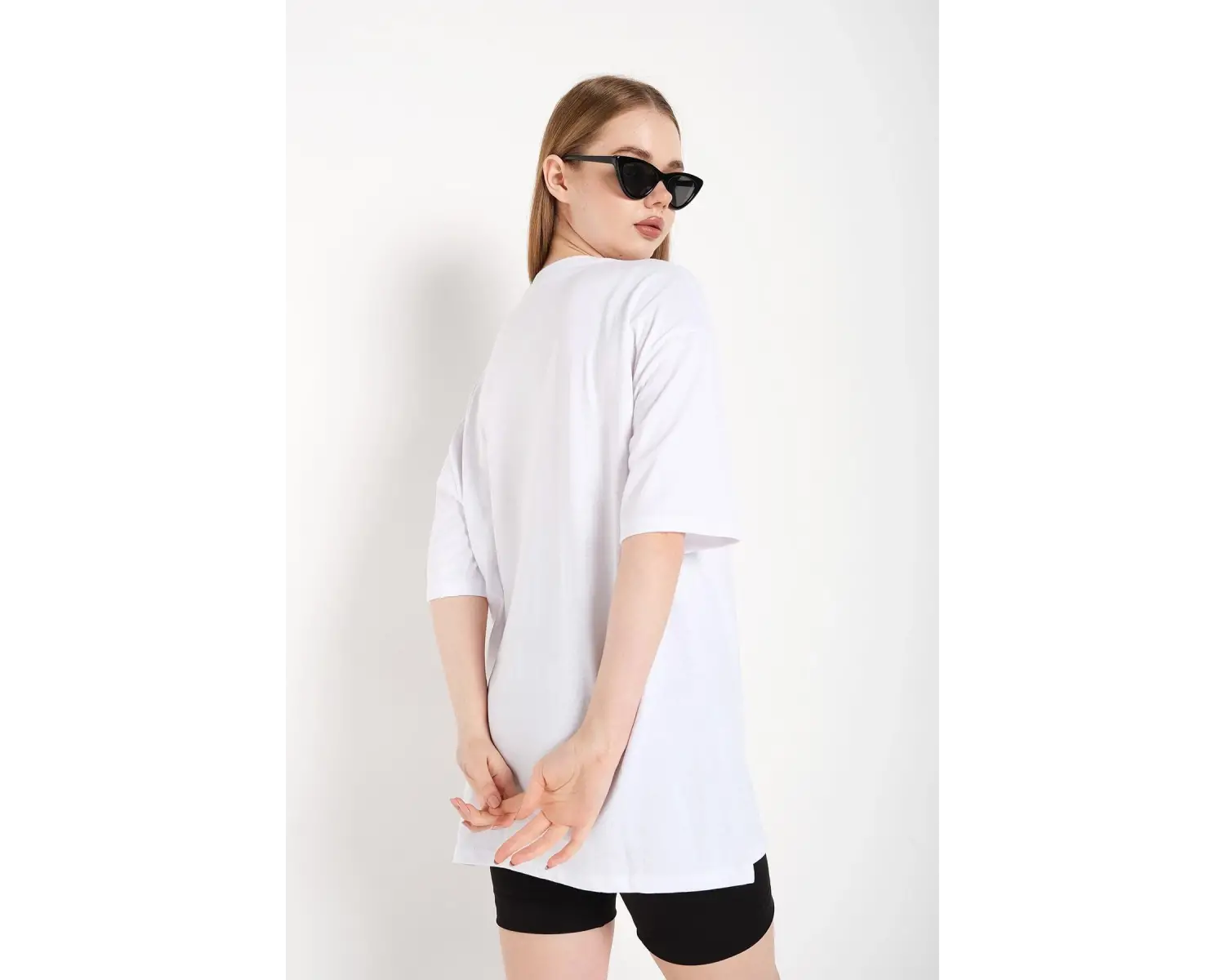 Kadın Beyaz Cactus Logo Baskılı Oversize T-shirt