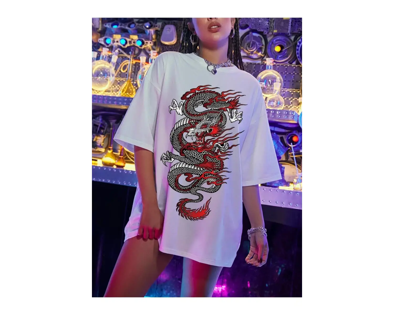 Kadın Beyaz Dragon Baskılı Oversize Bisiklet Yaka T-shirt