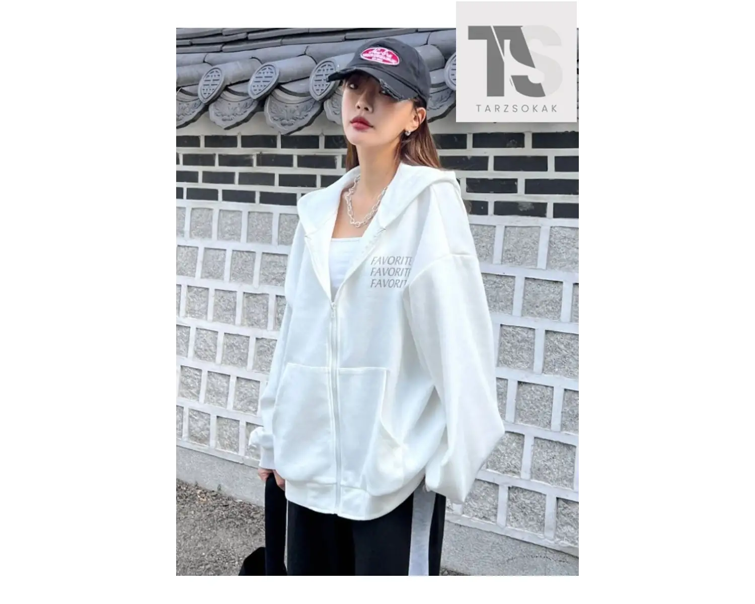 Kadın Beyaz Kapüşon Detay Fermuarlı