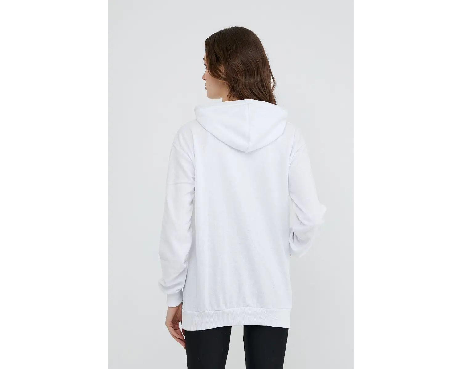 Kadın Beyaz Kapüşonlu Kangru Cep Sweatshirt