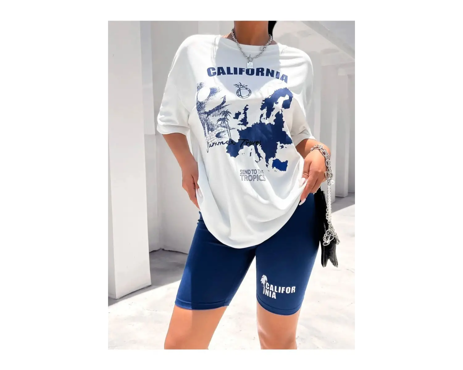 Kadın Beyaz Mavi Calıfornıa Baskılı Bisiklet Yaka Tshirt