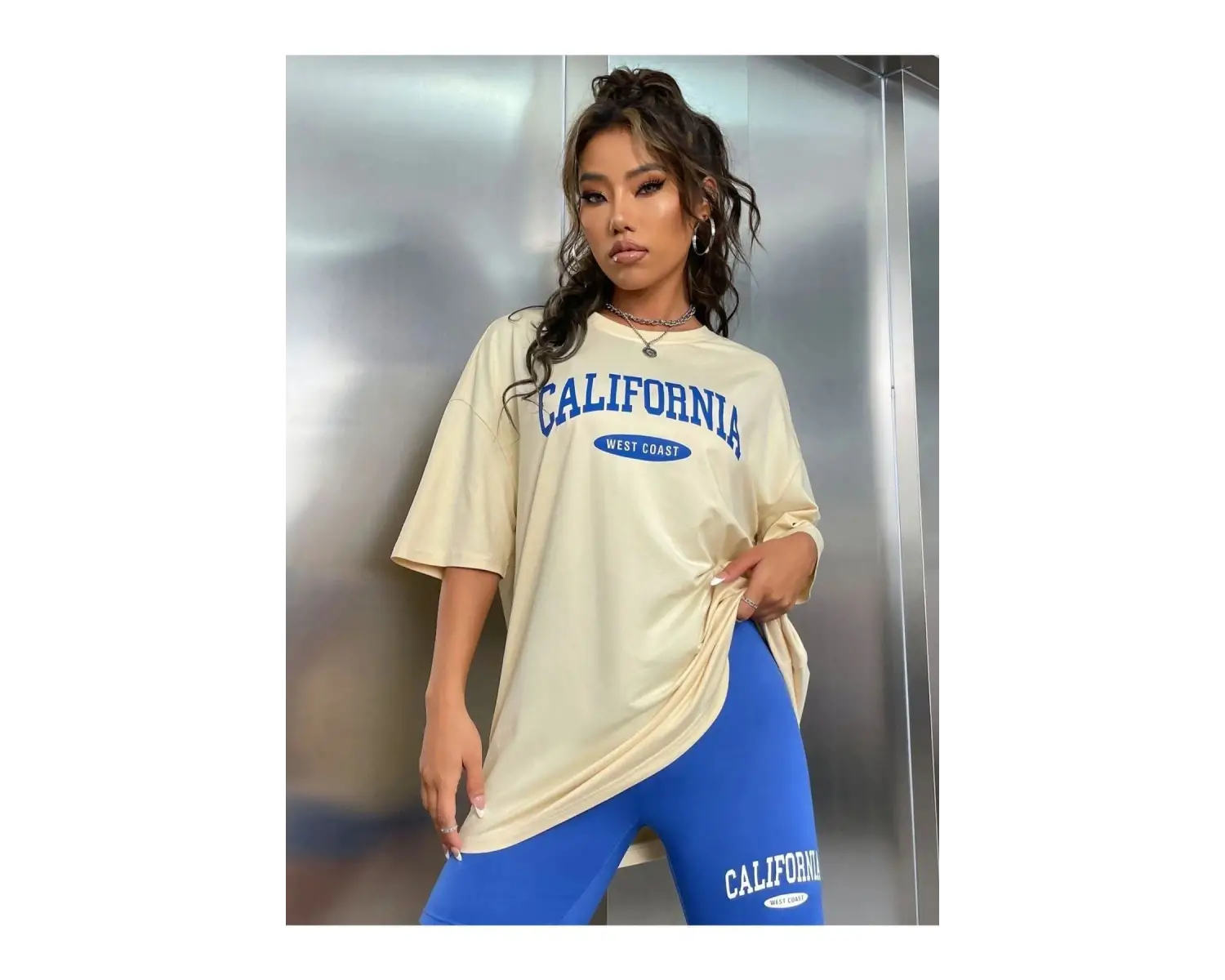 Kadın Beyaz Mavi Calıfornıa Baskılı Bisiklet Yaka Tshirt