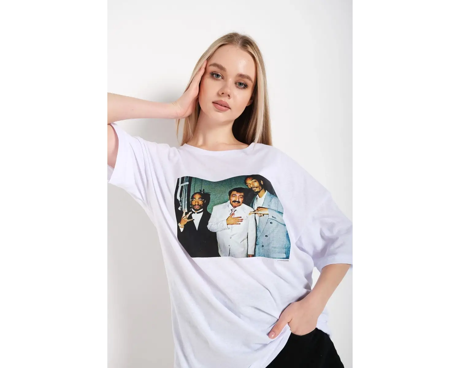 Kadın Beyaz Müslüm Gürses Baskılı Tshırt