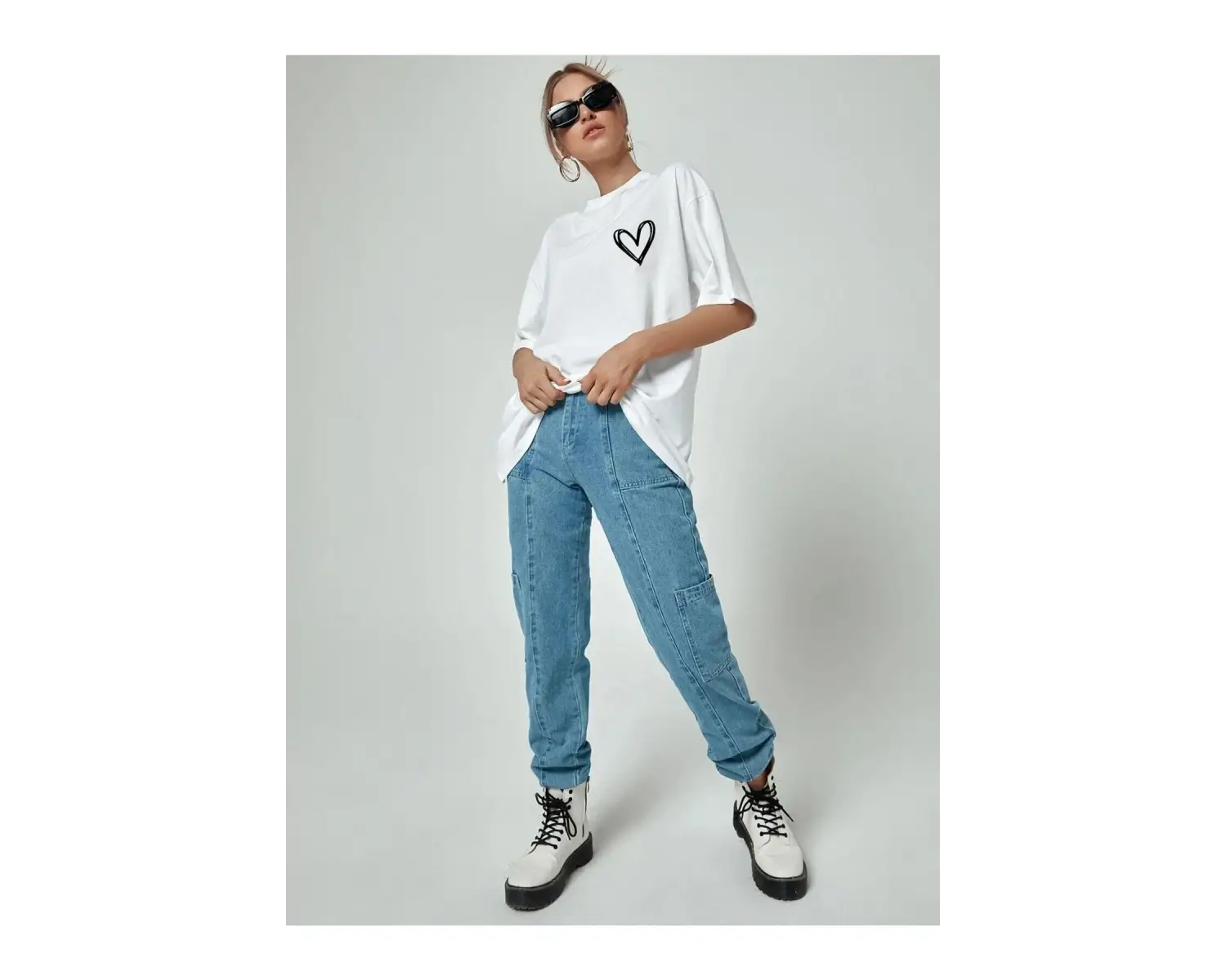 Kadın Beyaz Önü Güneş Baskılı Bisiklet Yaka Oversize Pamuklu T-shirt