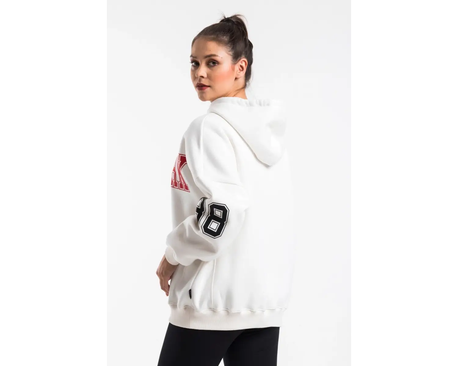 Kadın Ekru Renk Baskı Detaylı Oversize Sweatshirt Cy84191 Beyaz