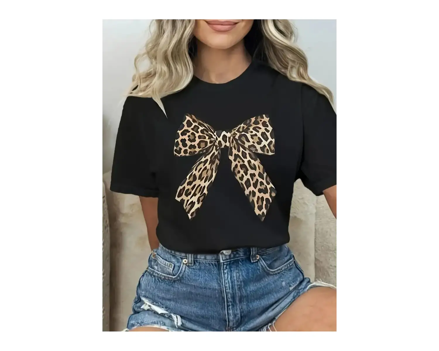 Kadın Fiyonk Leopar Baskılı Beyaz Siyah T-shirt Oversize