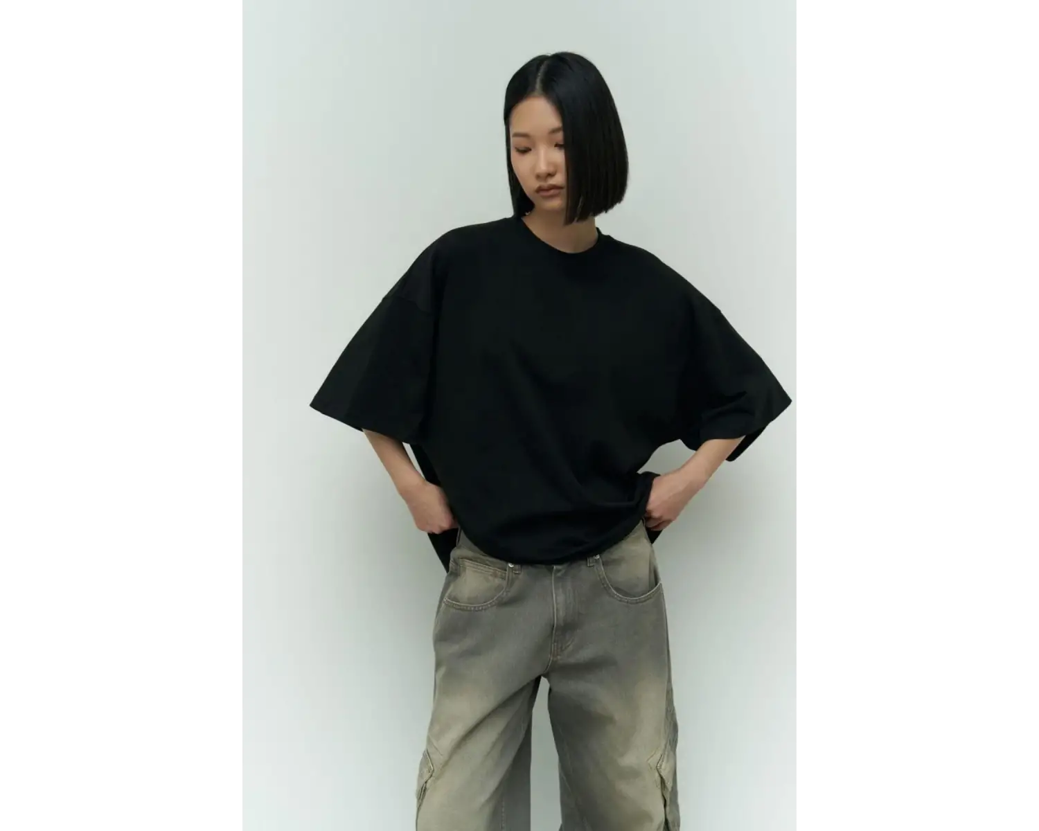 KADIN OVERSİZE NEFES ALAN BOL KESİM KISA KOLLU