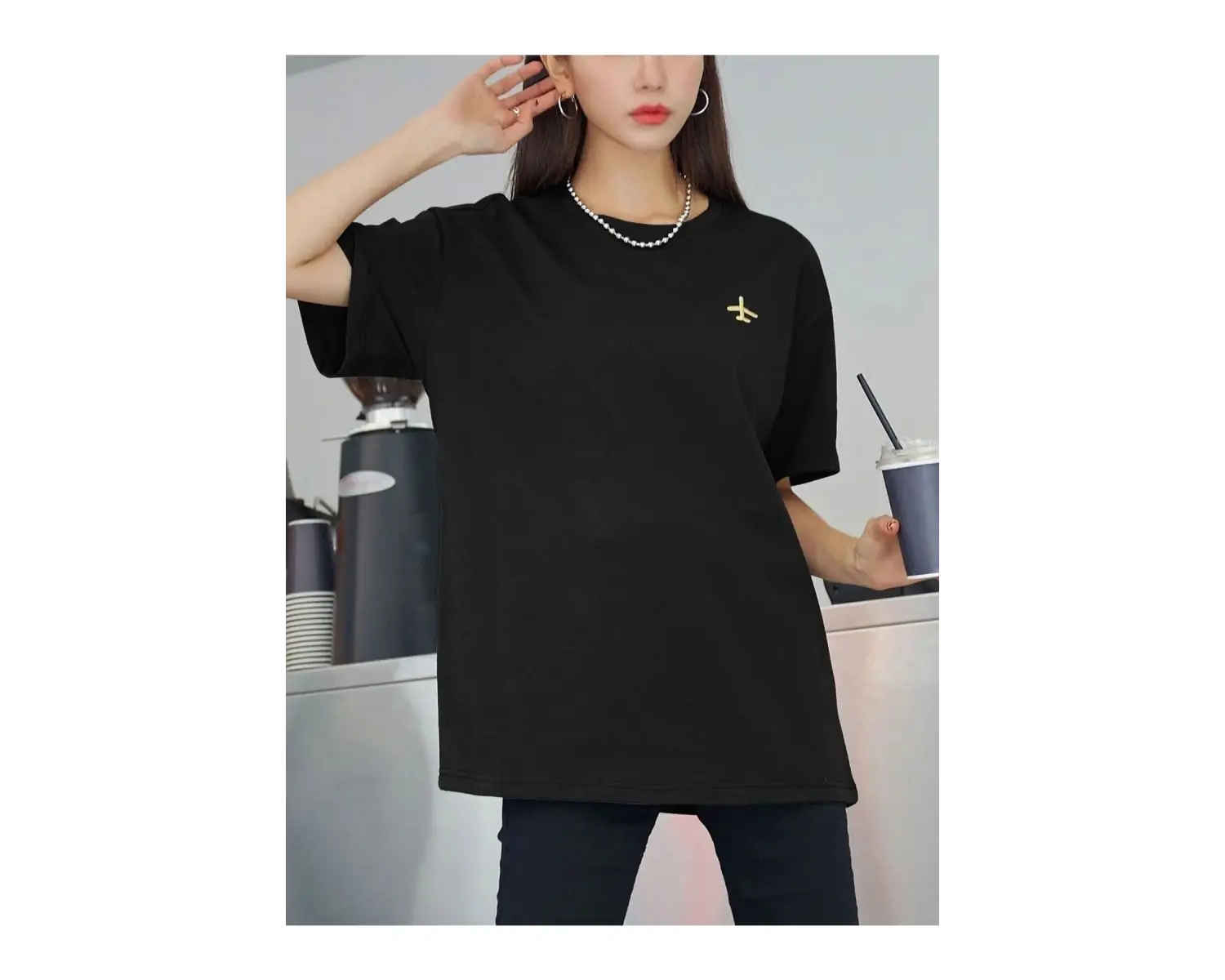 Kadın Siyah Airplane Baskılı Oversize T-shirt