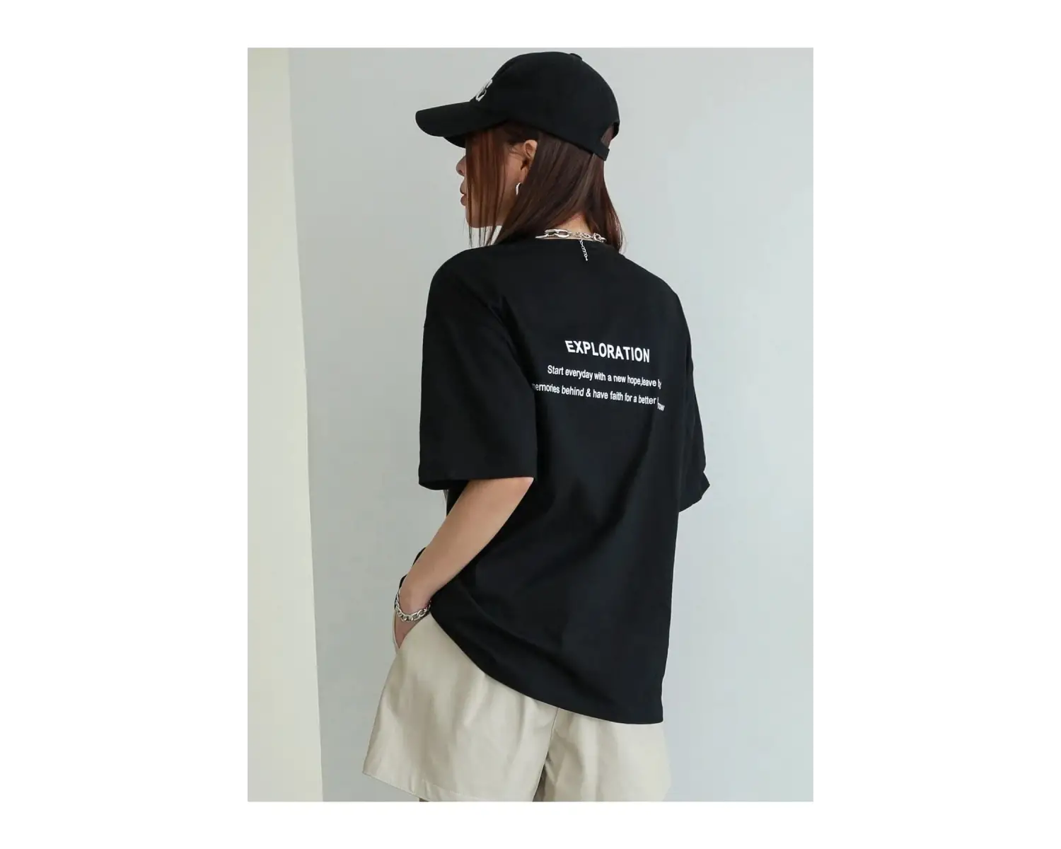 Kadın Siyah Exploration Baskılı Oversize Tişört