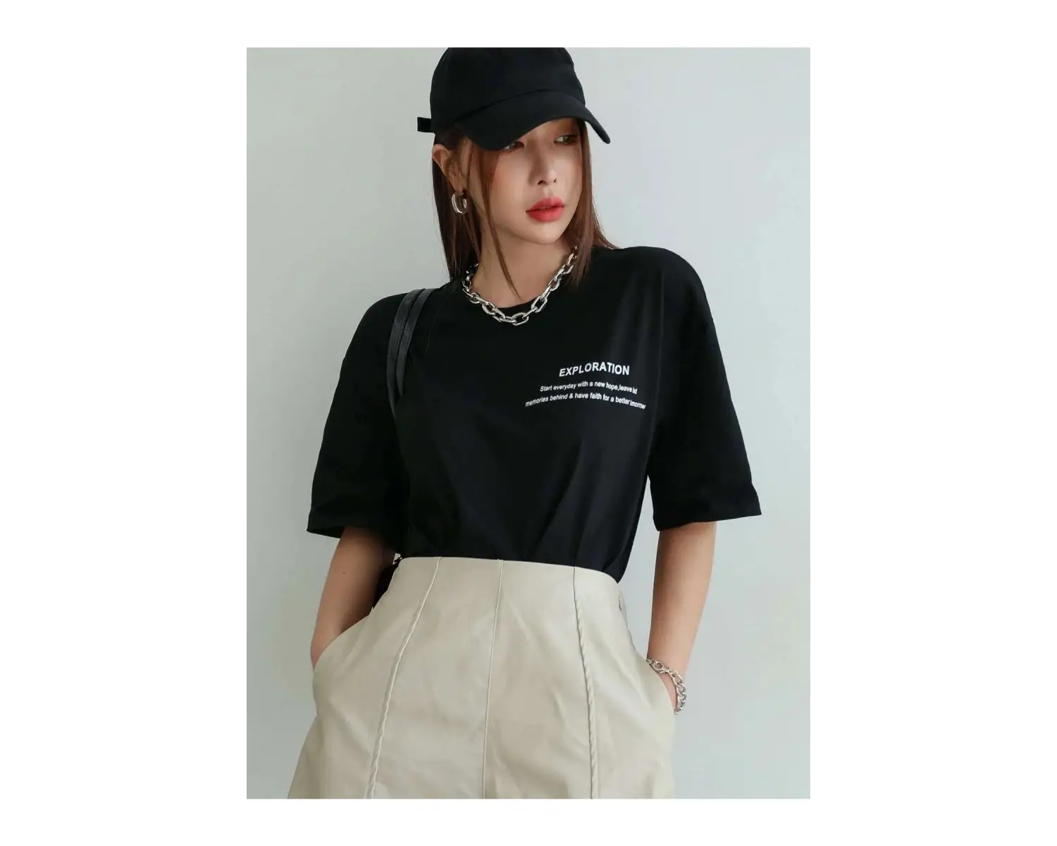 Kadın Siyah Exploration Baskılı Oversize Tişört