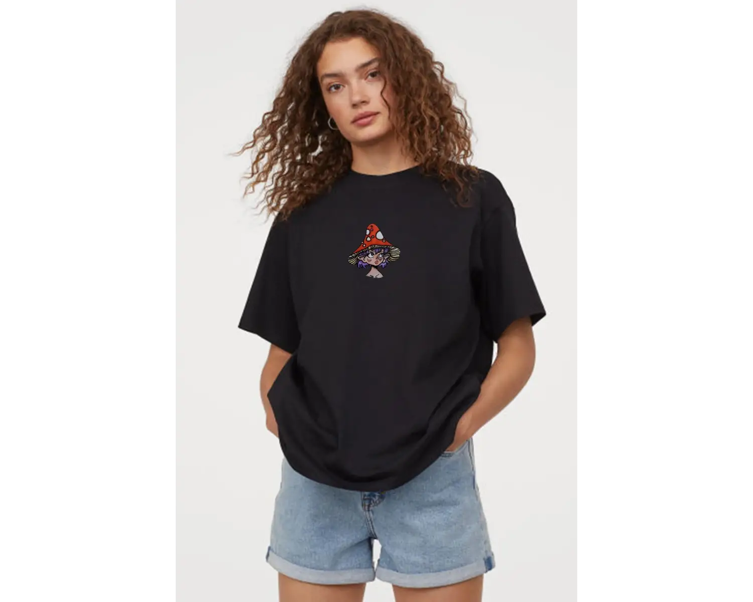 Kadın Siyah Önü Mantar Şapkalı Kız Baskılı Bisiklet Yaka Oversize Pamuklu T-shirt