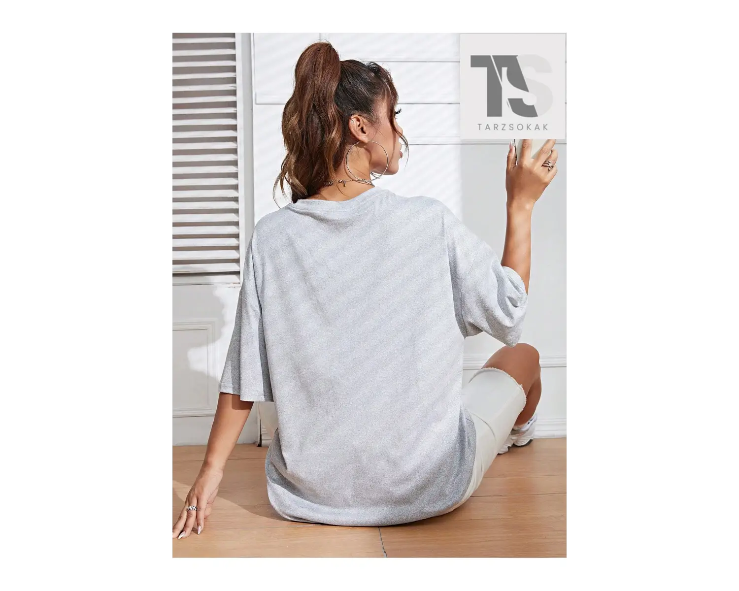 Kafatası Alfabesi Baskılı Kısa Kollu Tişört