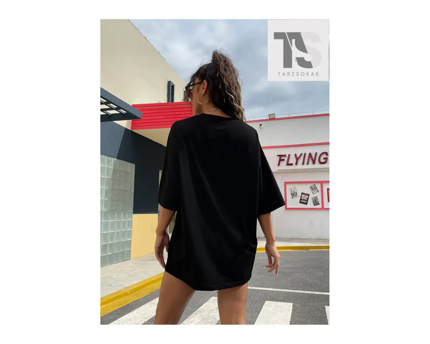 Kalp ve Slogan Grafikli Oversize Tişört