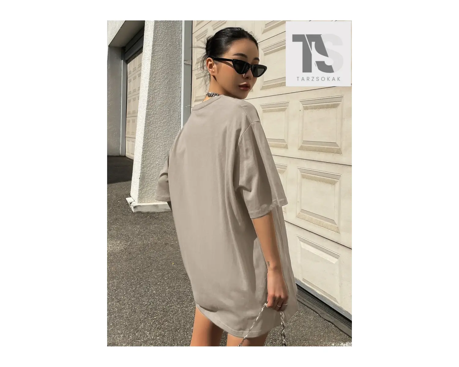 Kalp ve Slogan Grafikli Oversize Tişört