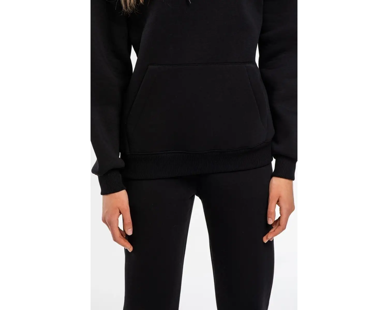 Kapşonlu Kadın Siyah Renkli 2 Iplik Polarlı Eşofman Takımı Cy84201