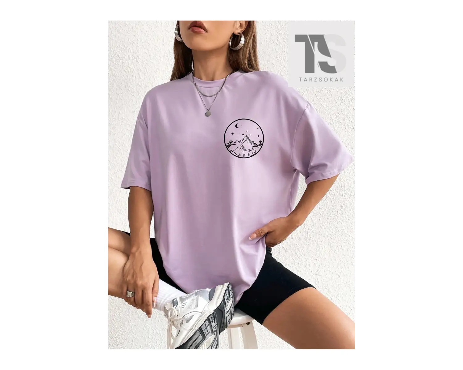 Karikatür Grafik Damla Omuz Tişörtü