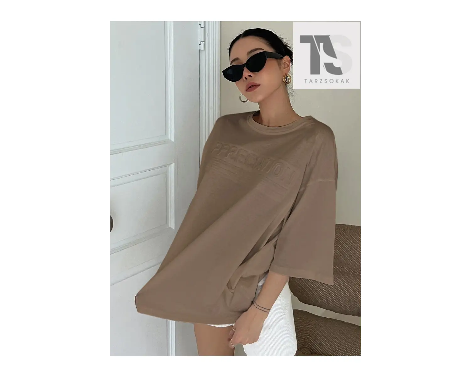 Karikatür & Slogan Grafikli Düşük Omuzlu Oversize Tişört