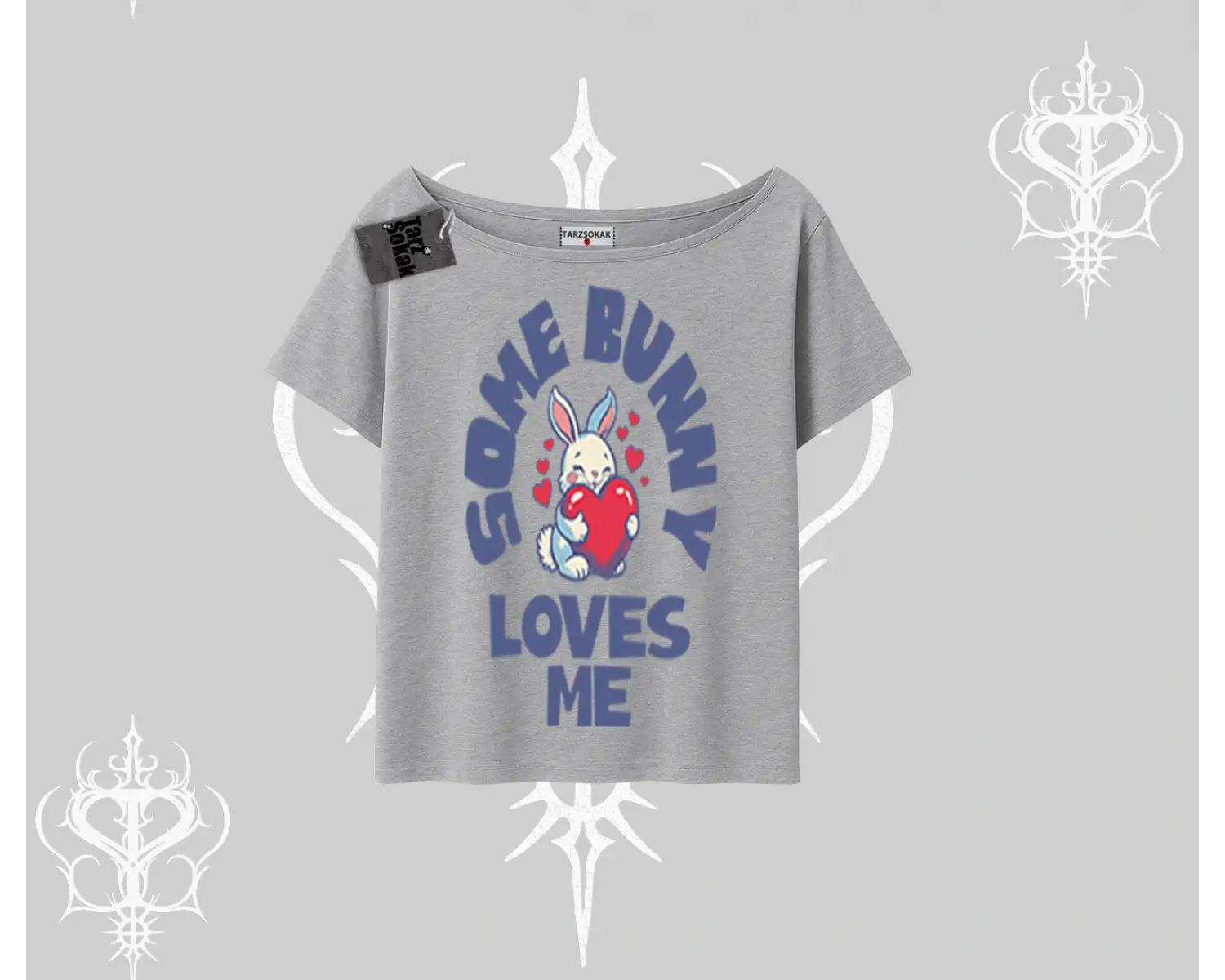 Kayık Yaka Tshirt Sevimli Tavşan Some Bunny Loves Me Baskılı