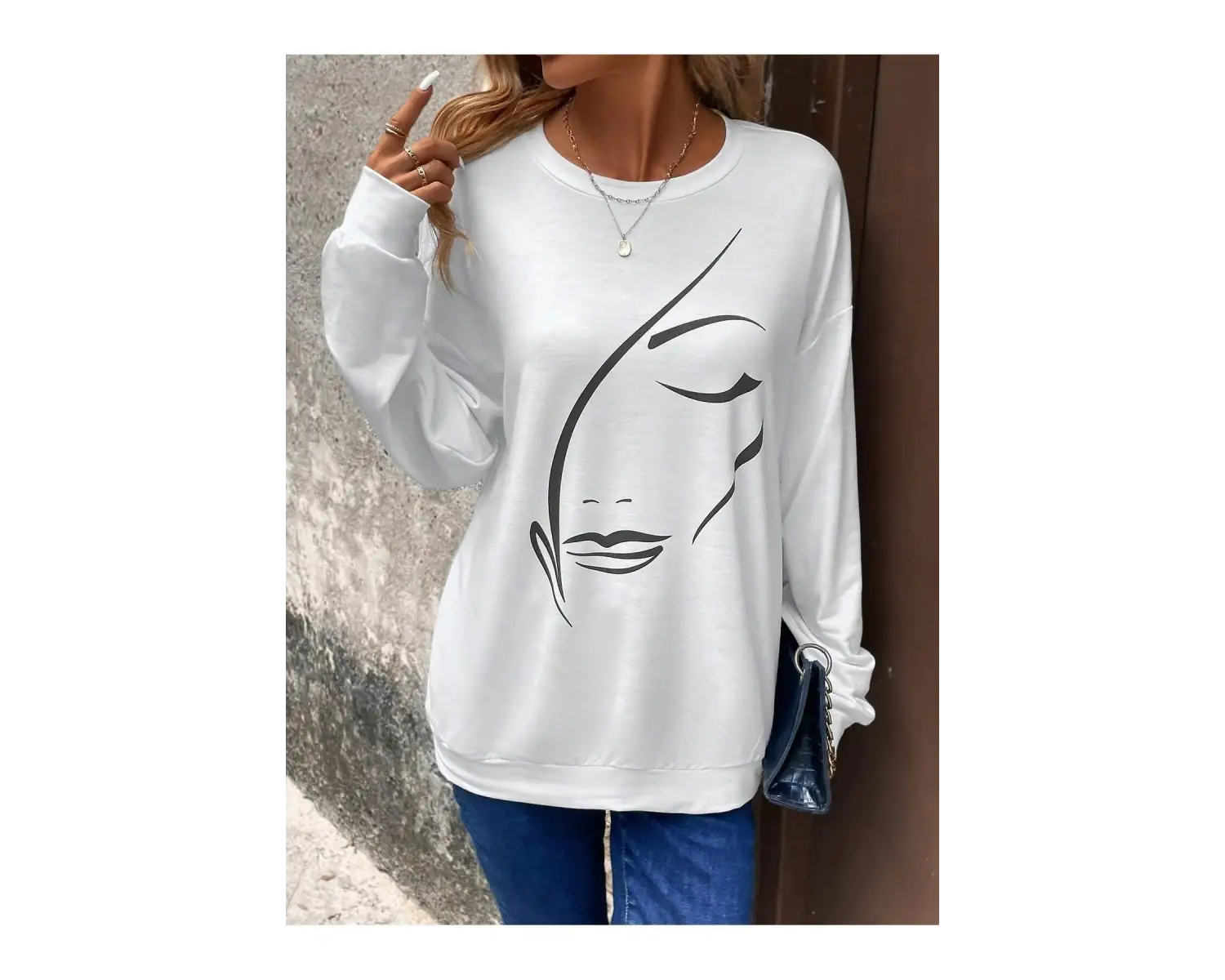 KOD ADR-SHEN LUNE Figure Graphic Drop Shoulder Sweatshirt Beyaz