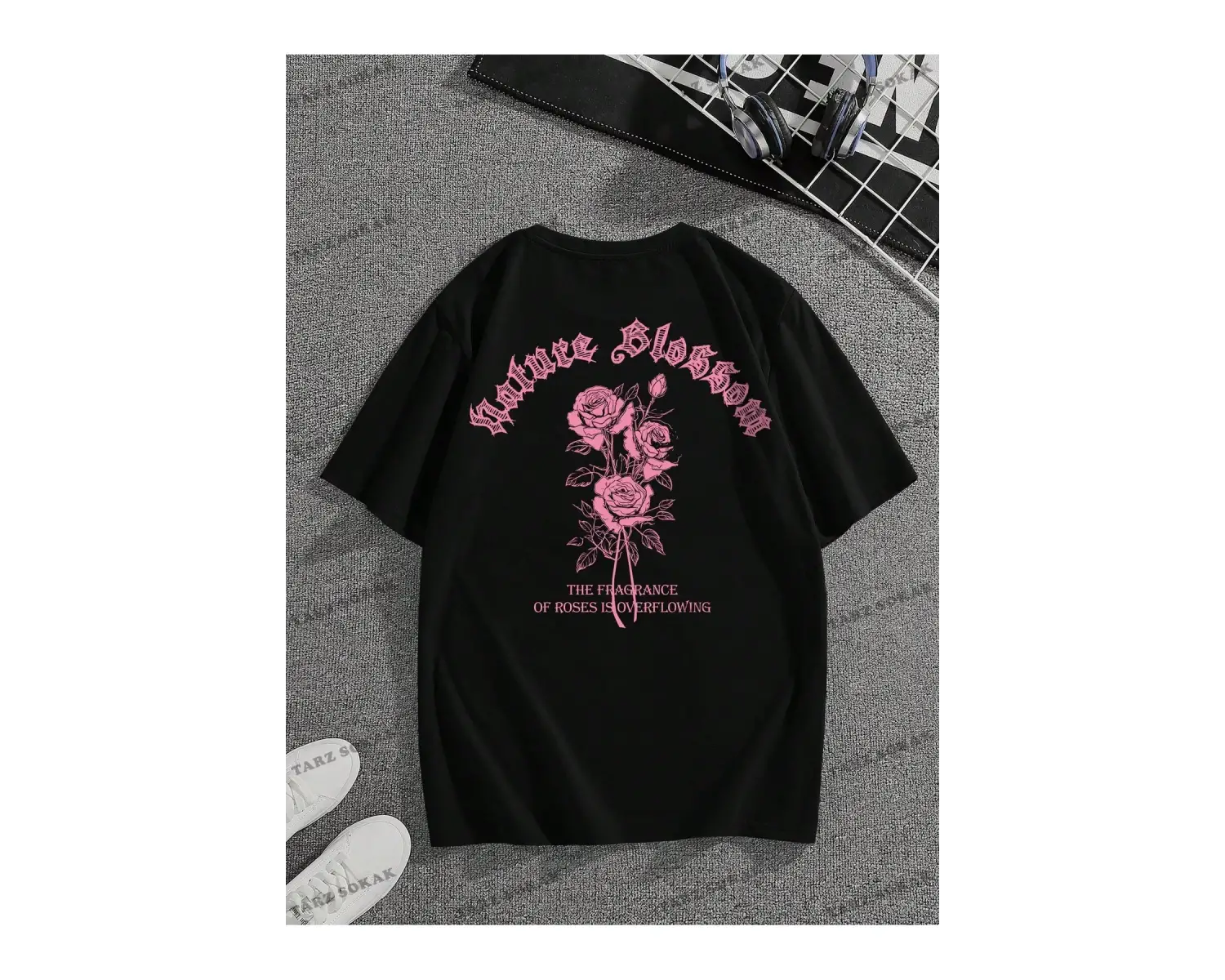 KOD Trend Erkek Çiçek & Slogan Grafikli Tişört