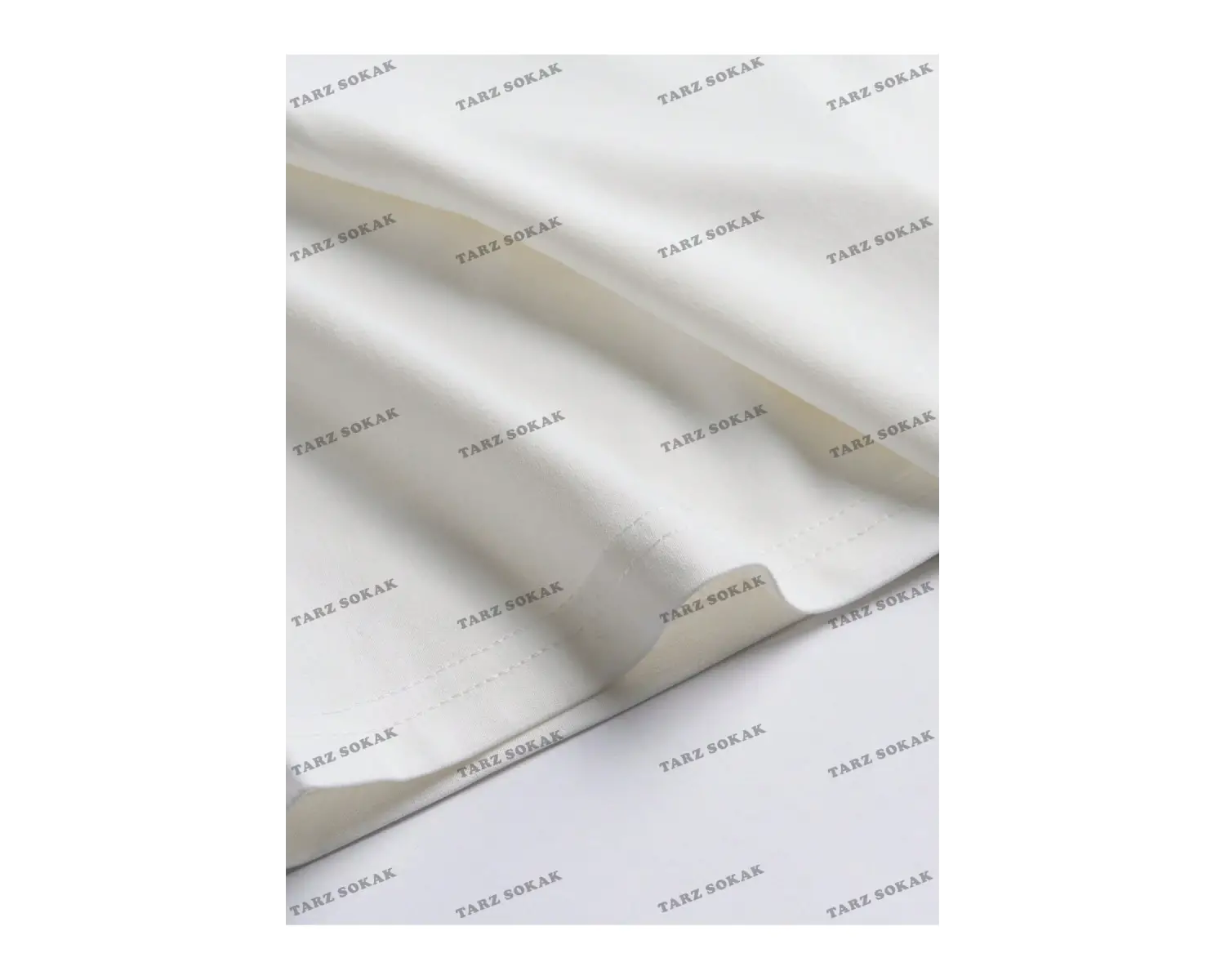 KOD Trend LEGND Erkek Çiçek & Slogan Grafikli Tişört