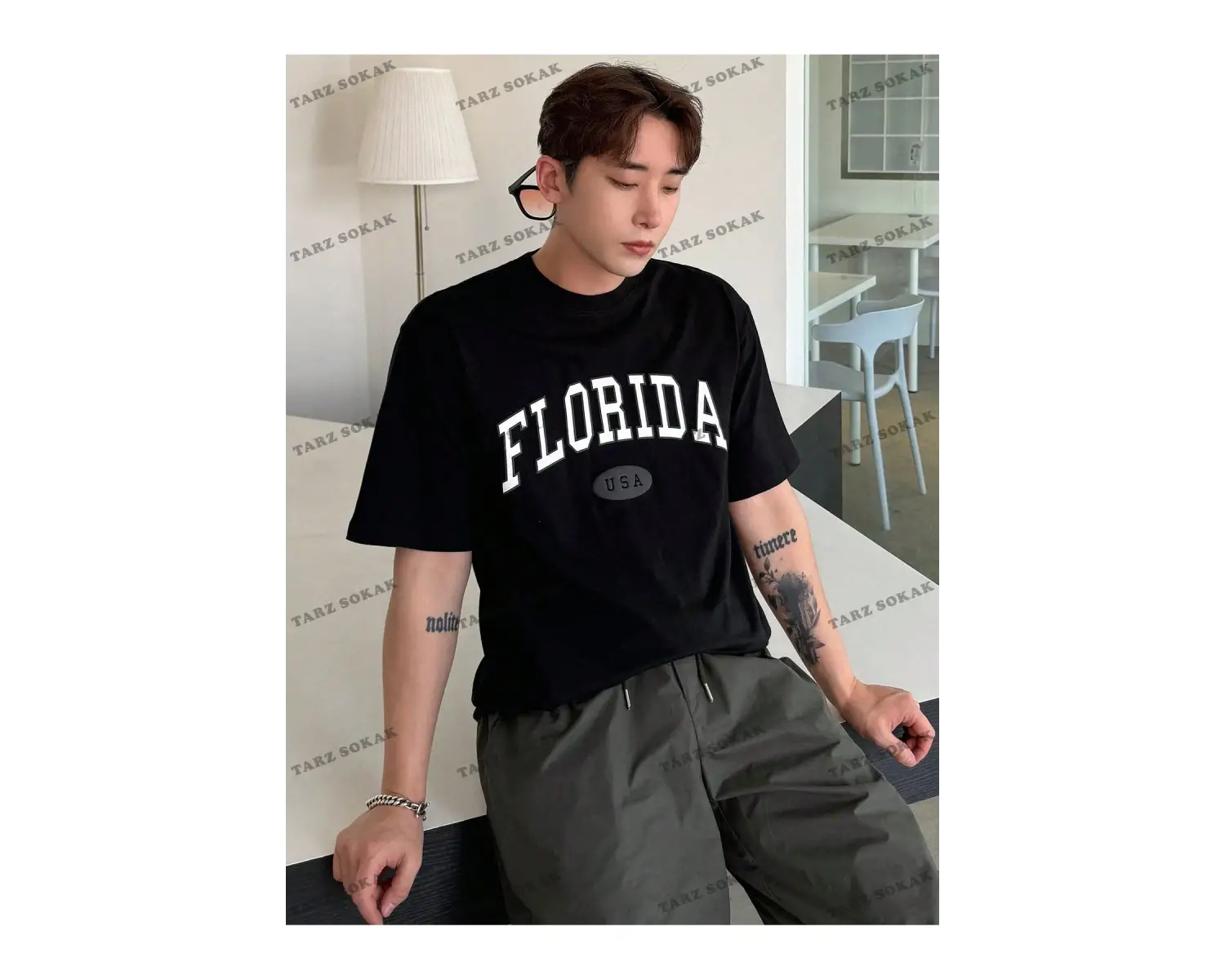 KOD Trend LEGND Erkek Çiçek & Slogan Grafikli Tişört