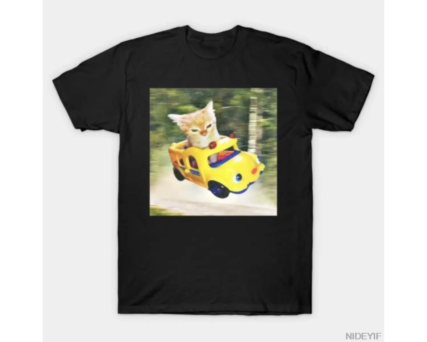 Komik Kedi Sürüş Oyuncak Araba Meme T-shirt Erkekler Kadınlar Için % 100% Pamuk T Shirt Kısa