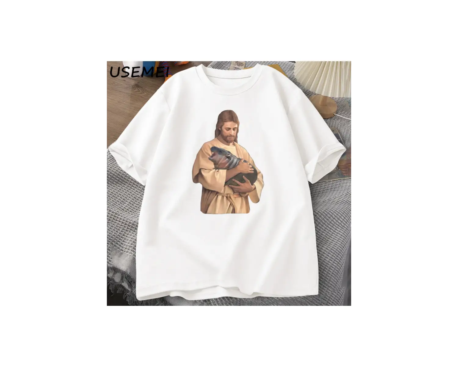 Komik Meme İsa Holding Moo Deng Terkekler kadınlar Hippo Moo Moo Dang Lover tayland T 2797