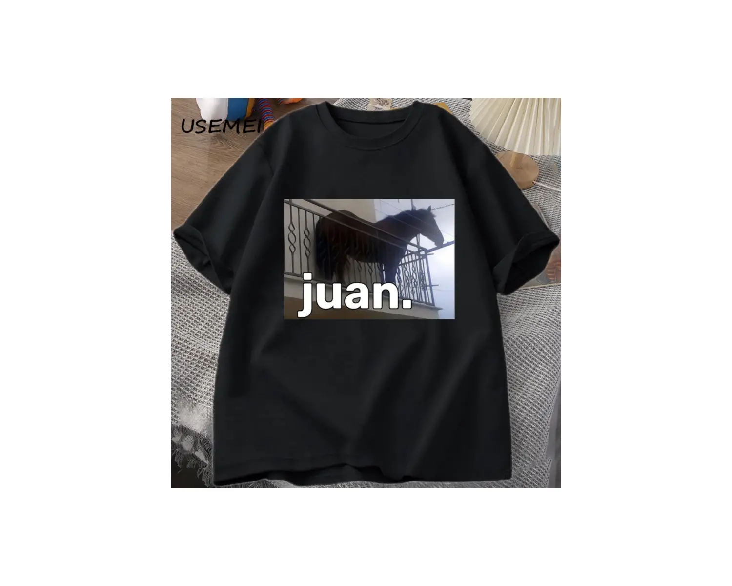 Komik Meme İsa Holding Moo Deng Terkekler kadınlar Hippo Moo Moo Dang Lover tayland T 2797