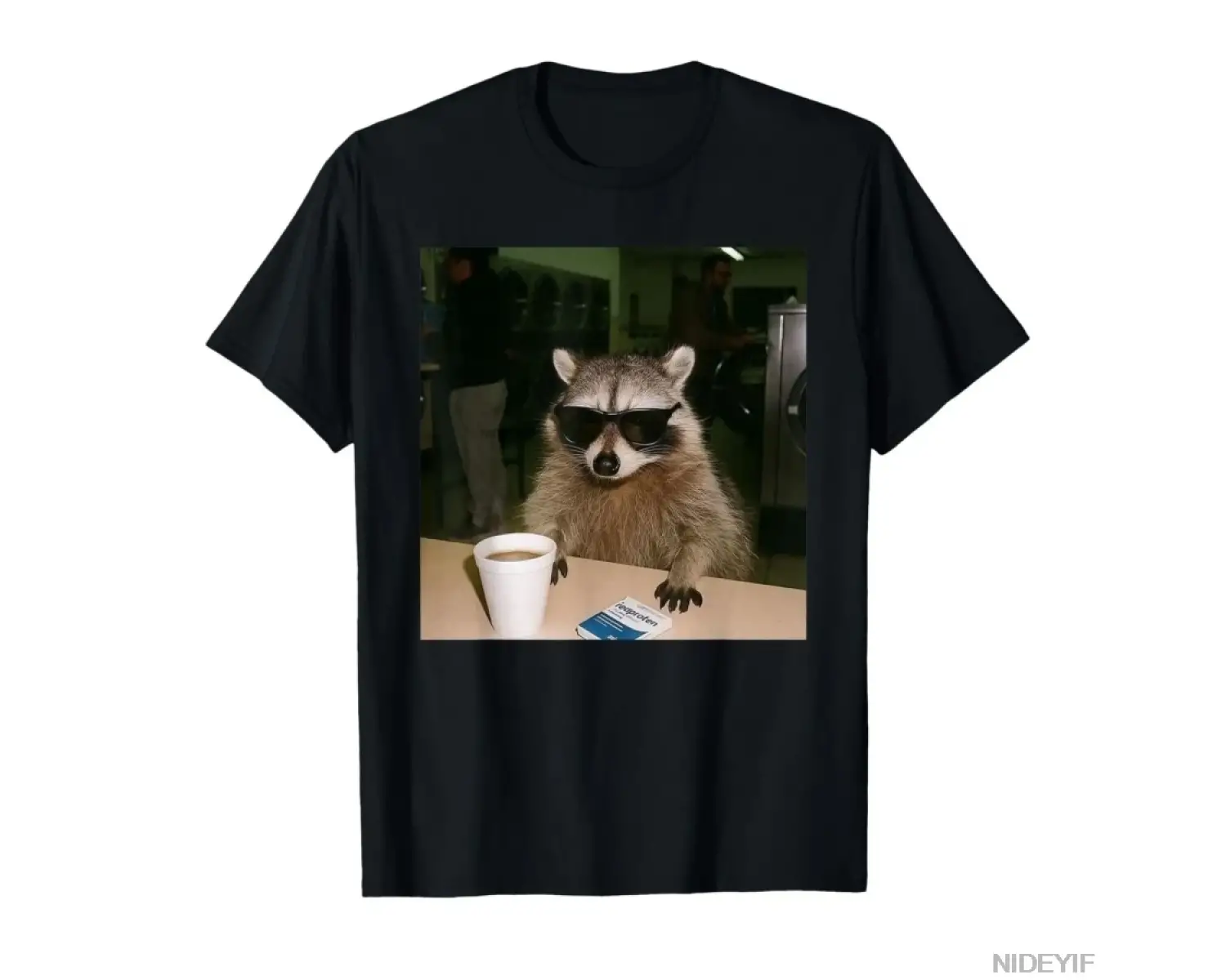 Komik Rakun Kahve İçiyor Güneş Gözlüğü Hayvan Meme T-shirt Erkekler Kadınlar Için % 100% Pamu