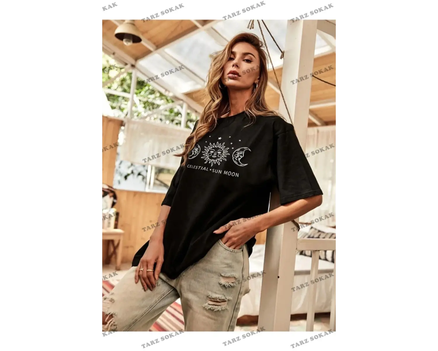 kumaşçılık Kadın Beyaz Aygüneş Baskılı Oversize Penye T-shirt