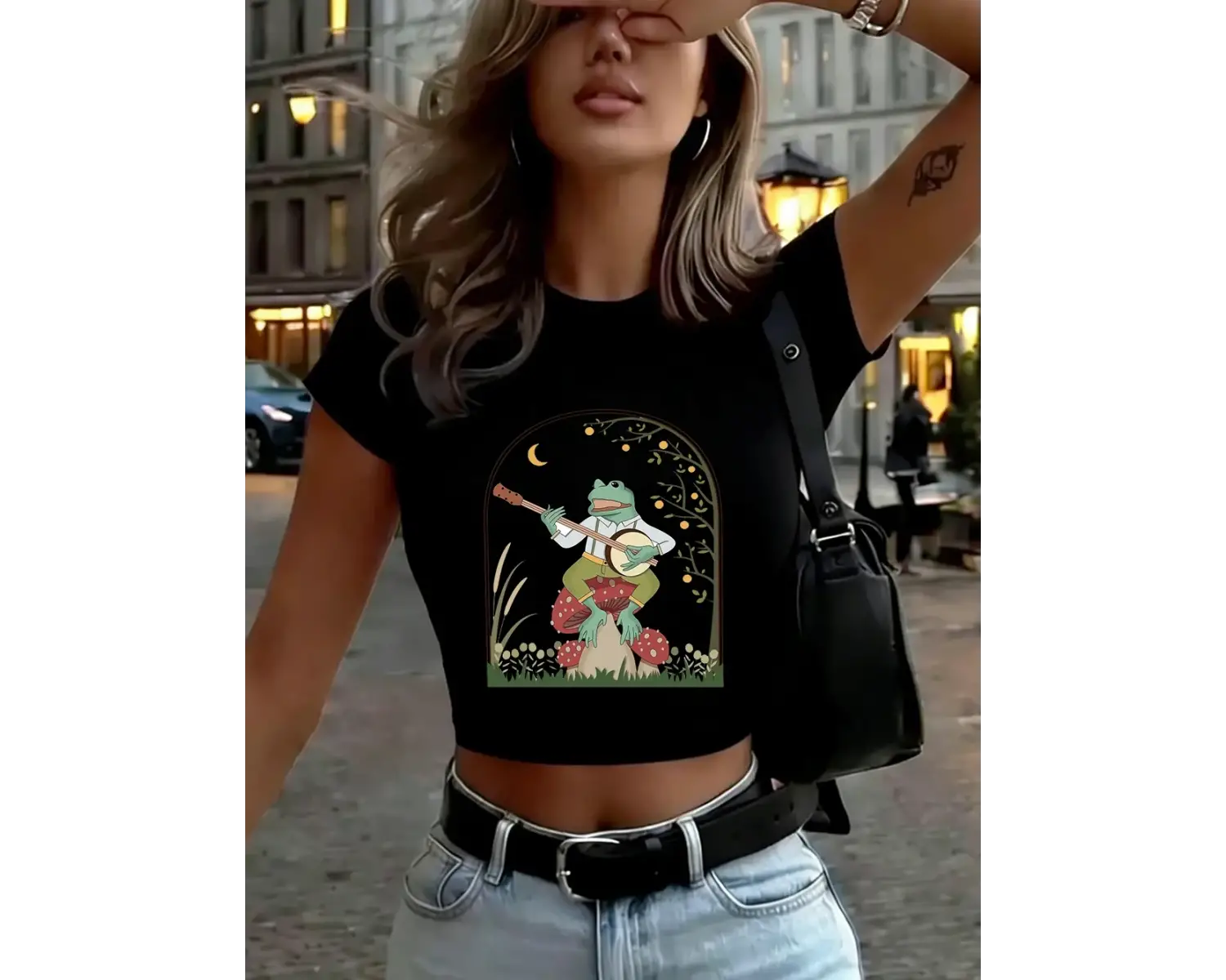 Kurbağa Mantar Üzerinde Banjo Çalıyor Baskılı Kadın Babby TeeTişörtleri Yazlık Yüksek Esnek Yumuş