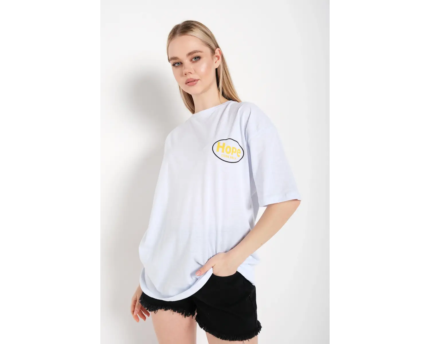 Logo Baskılı Beyaz Tişört Hope