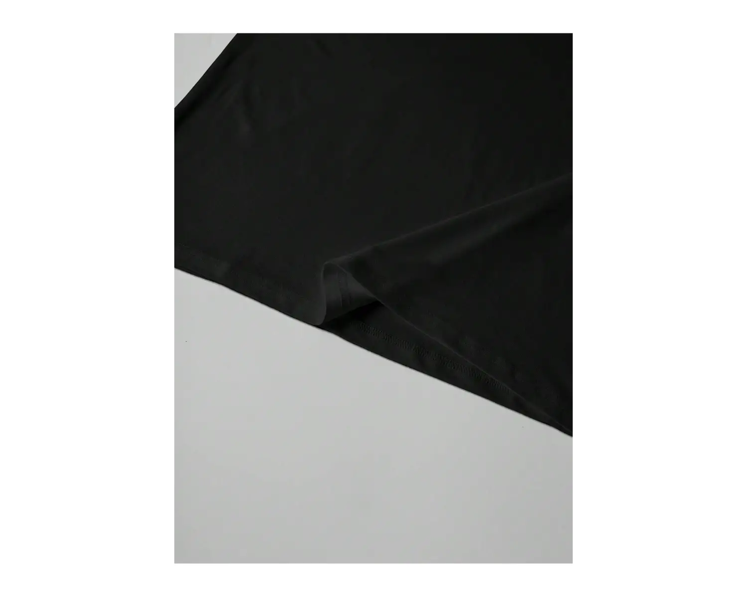 Manfinity Homme Beyaz Örme Erkek Kısa Kollu Tişört ve Şort Takımı