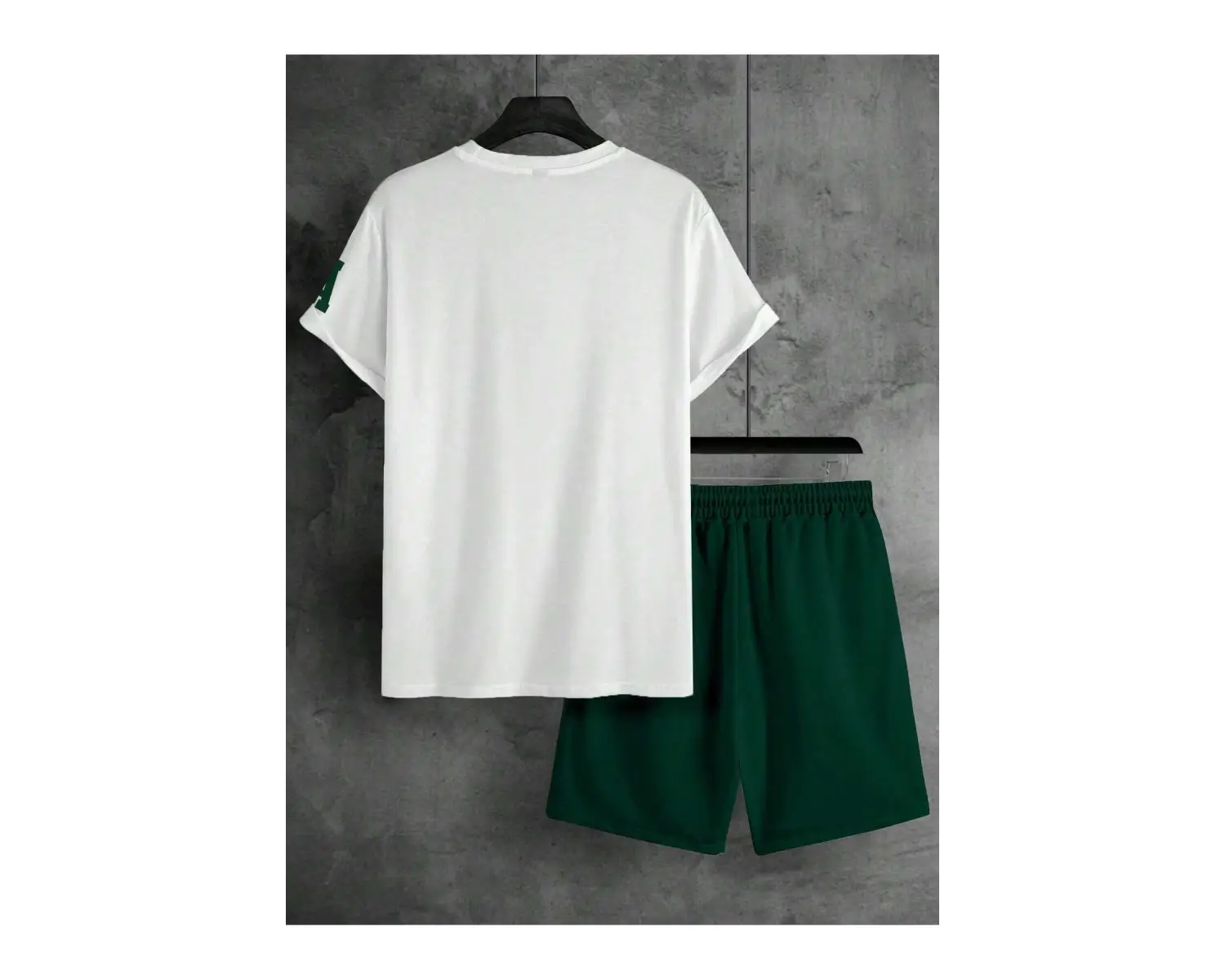 Manfinity Homme Erkek Basit Harfli Grafik Tişört ve Şort Takımı