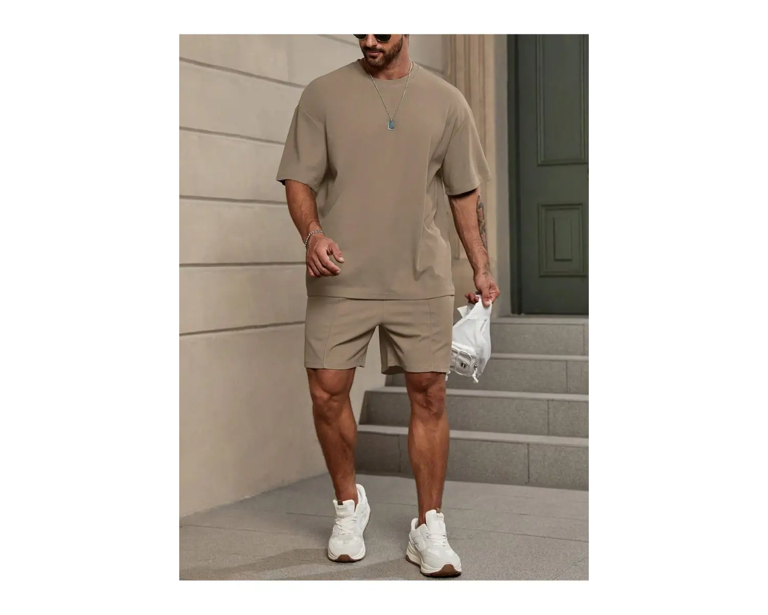 Manfinity Homme Erkek Düz Bol Bel Şortu