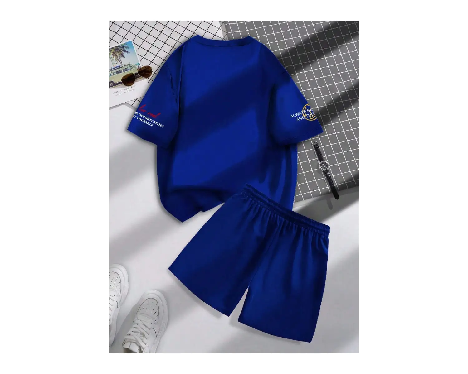 Manfinity Hypemode Erkek Günlük Slogan Baskılı Kısa Kollu Tişört ve Şort Takımı