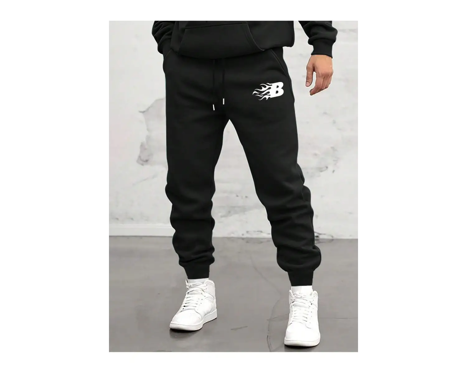 Manfinity Hypemode Erkek Harf Grafik İpli Bel Eşofman Altı