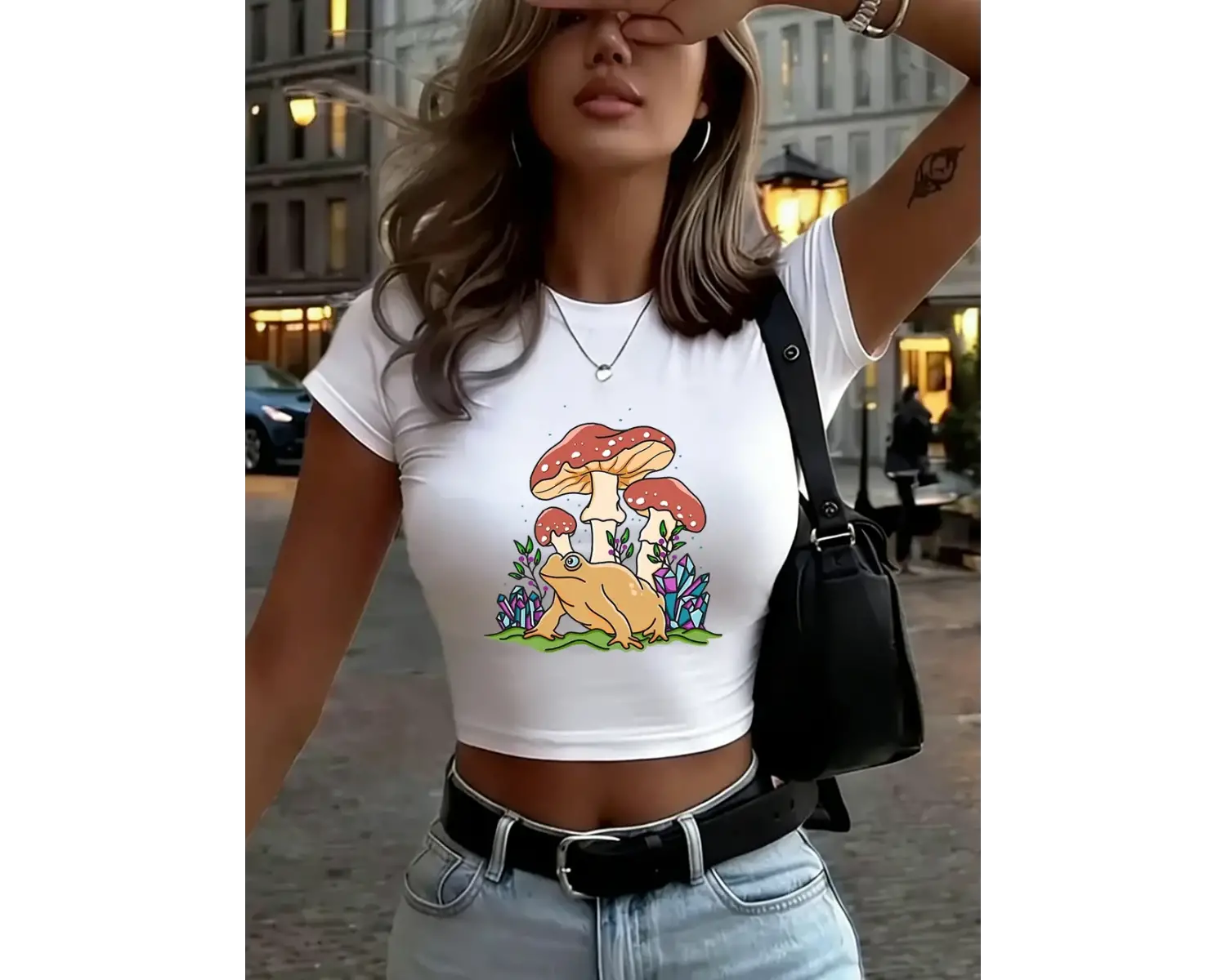 Mantar ve kurbağa baskılı kadın kısa tişörtler yaz yüksek elastik yumuşak üstler ince kısa ko