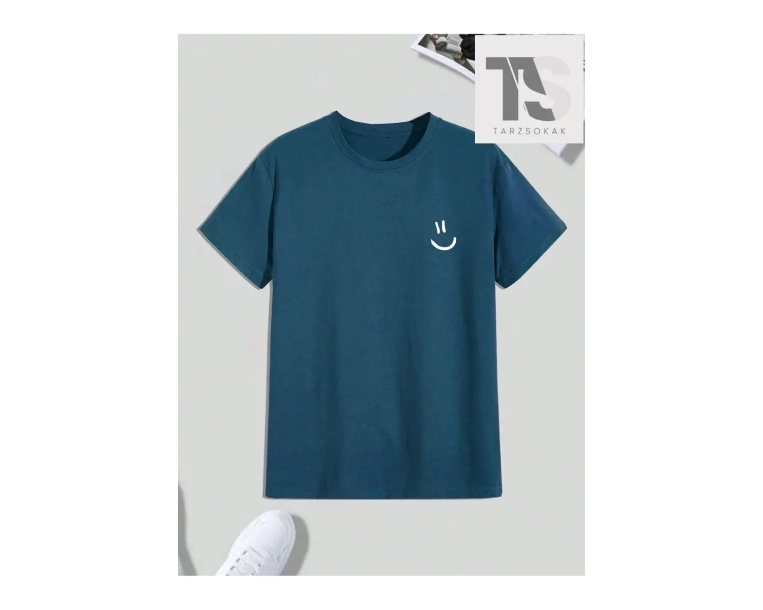 Men Astronot ve Mektup Grafikli Tişört